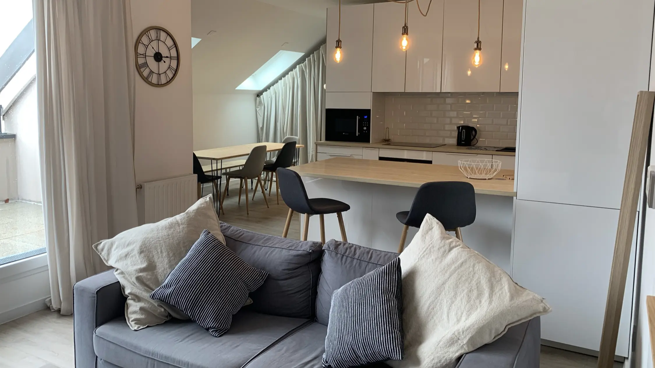 Appartement d'Yvan après agencement et décoration par l'Atelier Sophie Fechner